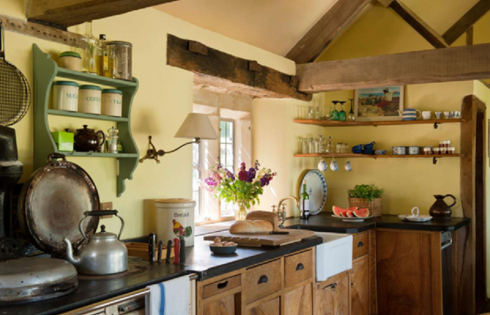 How to Transform Your House in a Rustic Getaway with the Cottage Core Design